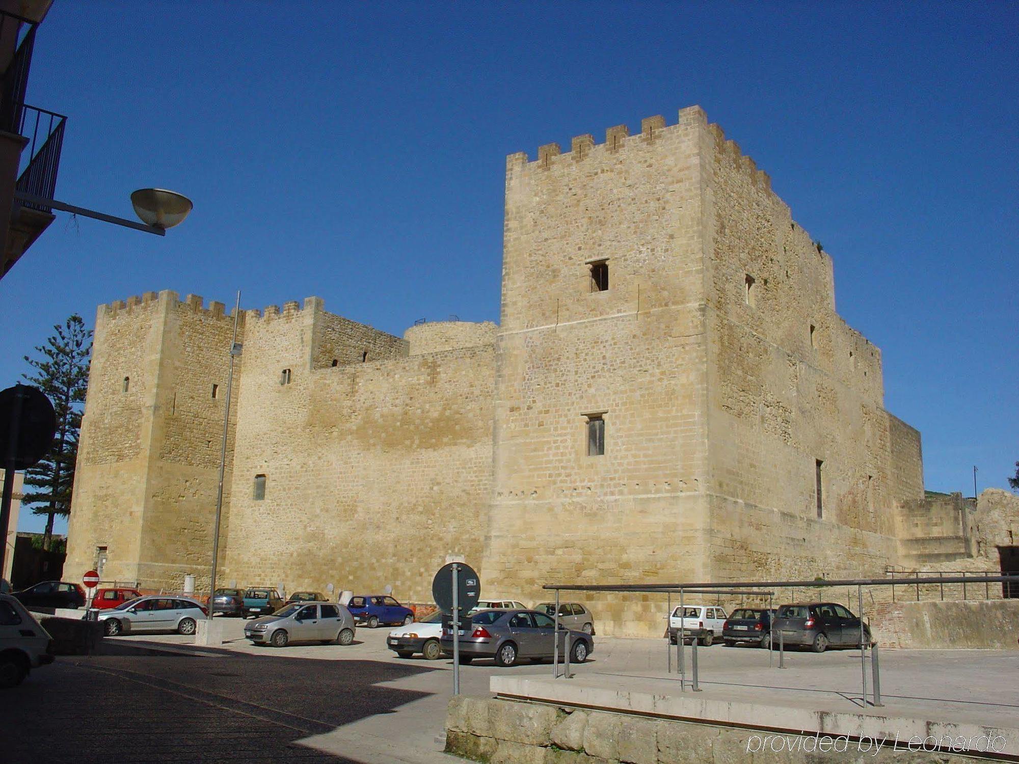 Hotel Villa Mokarta Salemi ภายนอก รูปภาพ