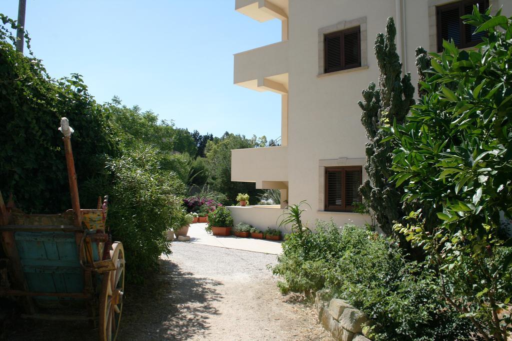 Hotel Villa Mokarta Salemi ภายนอก รูปภาพ